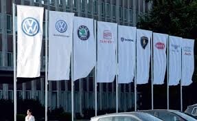Volkswagen, Скандал, Аутсорсинг, Борьба за рабочие места