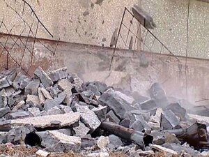 мариуполь, украина, общество, обрушение стены, погиб ребенок, трагедия