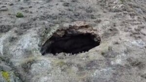наука, Испания орбы подземная пещера видео аномалия (новости), происшествие
