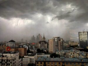 буря, Москва, штормовое предупреждение, погода, град, грозы, ливни, новости россии, общество, погода москва, 