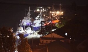 крым, керчь, украинские корабли, фсб, задержание кораблей, новости украины, возвращение корблей, новости россии