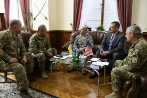 украина, генштаб, всу, виктор муженко, склад, боеприпасы, взрыв, охрана, сша