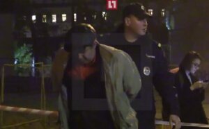 Большой Спасо-Глинищевский переулок, синагога, Москва, сжечь, канистра бензина, пистолет, задержание, Лебедев,Демшин, нападавший, уголовное дело
