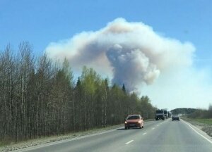 Удмуртия, поселок пугачево, взрывы, пожар, происшествия, новости россии, кадры, артиллерийский арсенал, видео