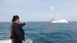 кндр, северная корея, испытания, ракета, самолет, происшествия, видео 