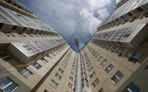 Саратов, проститутка, смерть, окно, выпала, магазин, продукты