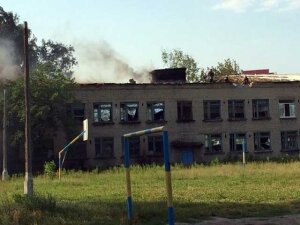 донецк, петровский район, обстрел, школа, происшествия, юго-восток украины, последствия