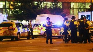 теракт, мусульмане, нападение. протаранил, врезался, фургон, Лондон, Финсбери-парк, Великобритания, экстремисты, скинхеды, ИГИЛ