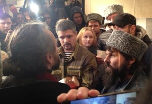 казаки, люди в камуфляже, Москва, выставка, украинские националисты, Донбасс, Александр Васюкович, Антон Беликов
