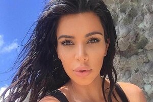 Ким Кардашьян, США, шоу-бизнес, новости дня, ограбление, франция, грабитель, нападение, канье уэст, украшение