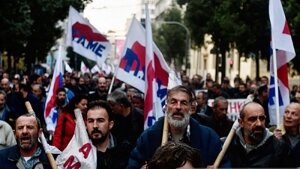 Новости Греции, Афины, протесты, Министерство труда, Эффи Ахциоглу, кадры, видео