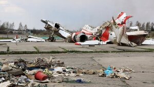 крушение, Польша, министр обороны, расследование, Ту-154, самолет, авиакатастрофа, Смоленск