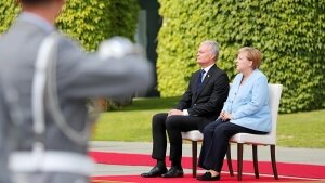 ангела меркель, приступы, дрожь, здоровье, диагноз, германия, политика, канцлер