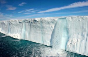 Гренландия, Наука, История, Ледники, Ледяной щит, Межледниковый период