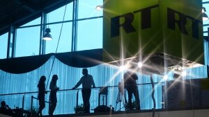 Новости Италии, блокирование счетов RT, новости Великобритании, МИД РФ