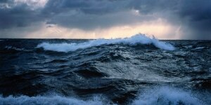новости, происшествия, тихий океан, япония, спасатели, рыболовы, рыбаки, судно, пожар, столкновение