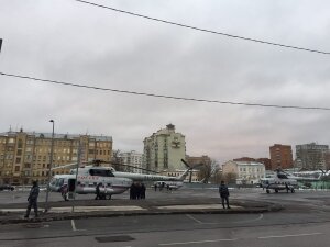 москва, вертолеты, приземление, бауманская, правительство, дмитрий медведев. кремль, владимир путин