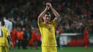 сборная украины, футбол, ярослав ракицкий, завершение карьеры, скандал, политика, зенит, трансфер, шахтер, сергей кривцов