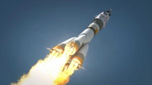 Жиль Уиттелл, Россия, посольство, Великобритания, ракета, Союз, айфон
