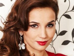 анфиса чехова, россия, телеведущая, шоу-бизнес, фигура, похудение, фото, снимок, поклонники, платье