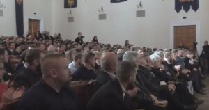 Азов, радикалы, Украина, политическая партия, националисты, Национальный корпус, делегаты, Андрей Билецкий