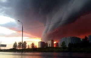 ураган, Москва, погода, новости России, гидрометцентр, разрушения, смотреть фото, погода, пострадавшие, погибшие, подробности