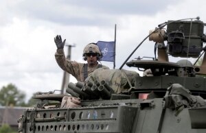 США, Германия, Польша, НАТО, войска, переброска, угроза, договоренности, нарушения, советник, Дональд Трамп