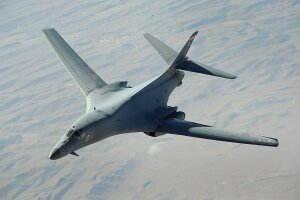сша, кндр, южная корея, северная корея, япония, бомбардировщик, b-1b, учения, истребитель, желтое море