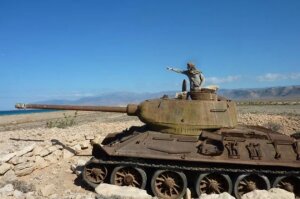 Война в Йемене, Вооруженные конфликты, Происшествие, Танк Т-34-85, Ракета, Взрыв