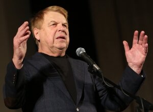 михаил кокшенов, актер, госпитализация, инсульт, реанимация, здоровье, медицина, новости кино, культура