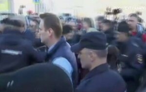 Алексей Навальный, Москва, полиция, ОМОН, митинг, реновация