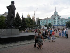 луганск, взрыв, происшествия, площадь героев вов, центр города, общество, лнр, украина, погибла