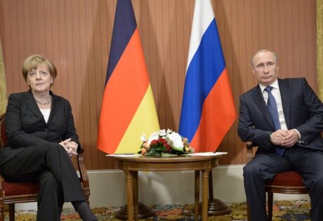 Видео совместного выступления Владимира Путина и Ангелы Меркель по итогам переговоров в Москве