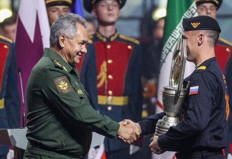 Сергей Шойгу вручил награды победителям АрМИ-2020